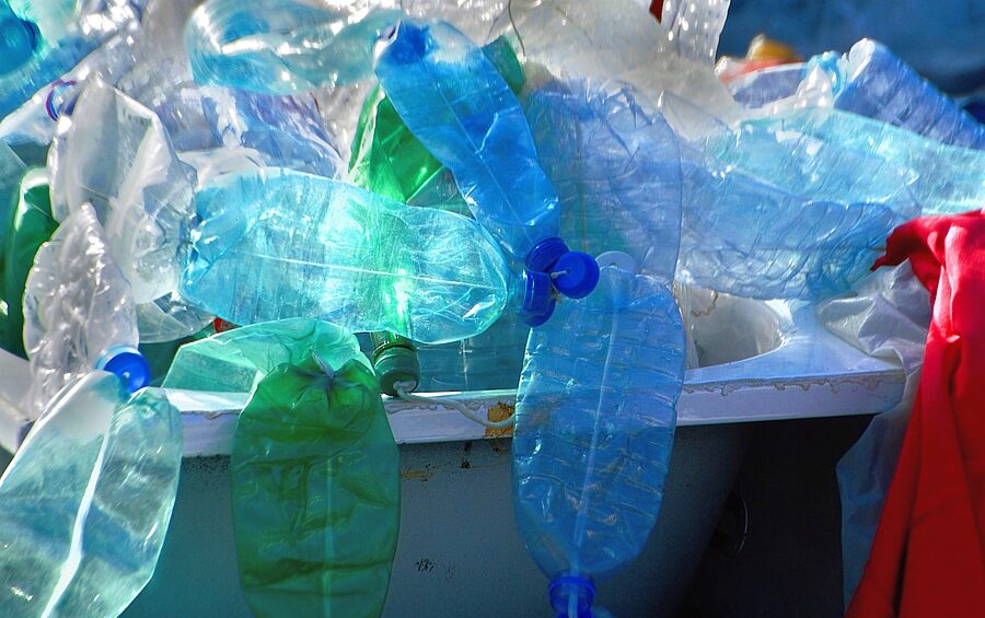 Single-use plastic bottles in the rubbish